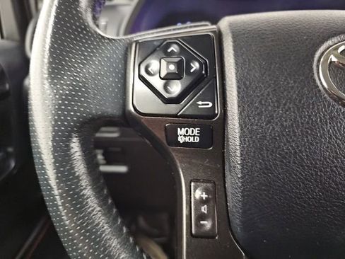 Used 2015 Toyota 4Runner Trail w/ Four Season Floor Mat Package AWD/4WD image 18