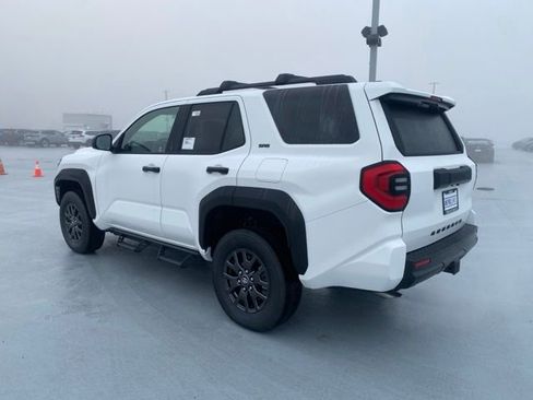 New 2026 Toyota 4Runner SR5 image 8
