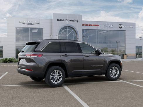 New 2026 Jeep Grand Cherokee Laredo RWD image 4