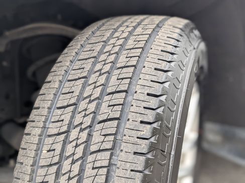 Used 2020 Chevrolet Silverado 1500 LT w/ All-Star Edition image 34