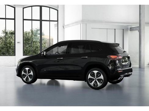 New 2026 Mercedes-Benz GLA 250 4MATIC image 31