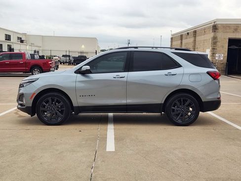 Used 2024 Chevrolet Equinox RS FWD image 12