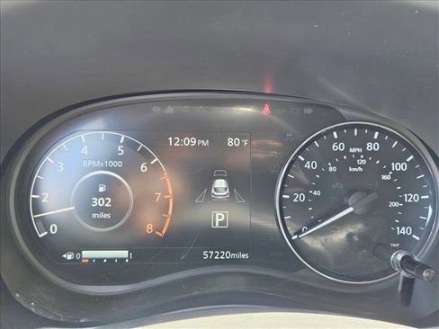Used 2022 Nissan Kicks SV FWD image 11