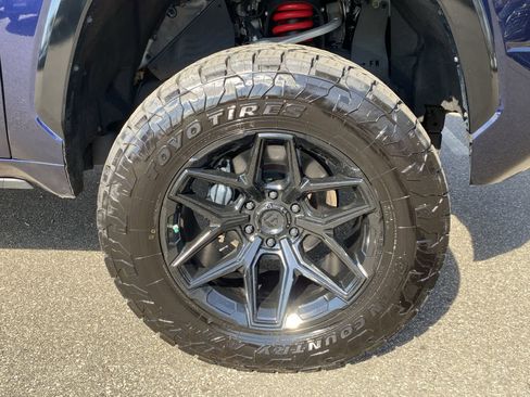 Used 2023 Toyota Tundra Platinum image 14