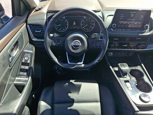 Certified 2023 Nissan Rogue SV w/ SV Premium B Package AWD/4WD image 11
