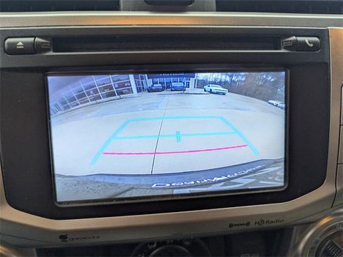 Used 2019 Toyota 4Runner image 18