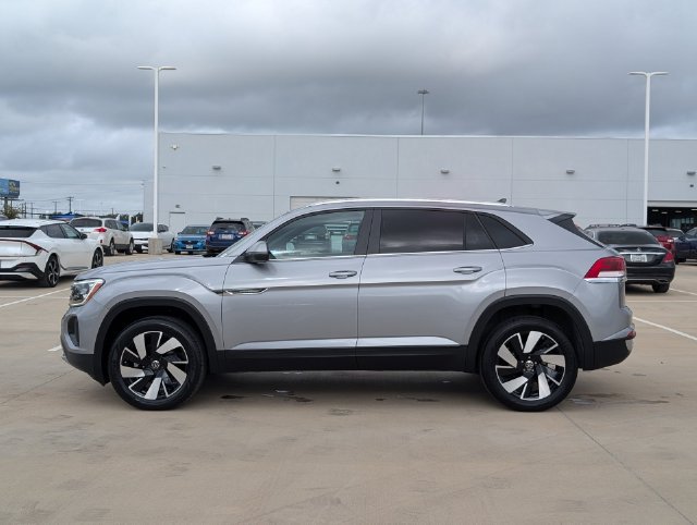 Used 2026 Volkswagen Atlas Cross Sport SE FWD image 3