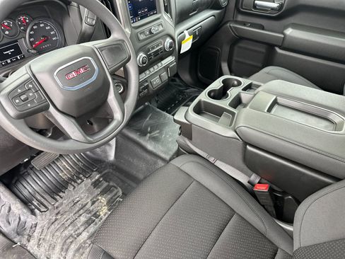 New 2025 GMC Sierra 2500 Pro w/ Convenience Package AWD/4WD image 10
