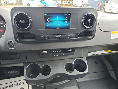 Certified 2024 Mercedes-Benz Sprinter 144 Cargo image 20