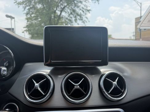 Used 2014 Mercedes-Benz CLA 250 4MATIC w/ Edition 1 Package image 33