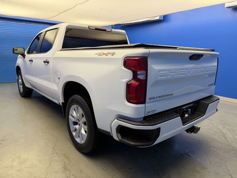 Used 2022 Chevrolet Silverado 1500 Custom AWD/4WD image 5