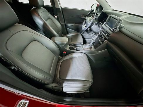 Used 2021 Hyundai Kona Limited image 27