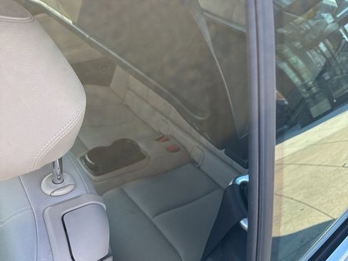 Used 2019 BMW 230i xDrive Convertible w/ Premium Package image 7