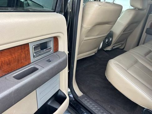 Used 2010 Ford F150 Lariat RWD image 24