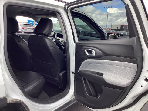 Used 2022 Jeep Compass Latitude w/ Convenience Group image 31