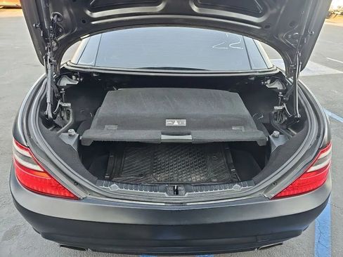 Used 2014 Mercedes-Benz SLK 250 w/ Premium Package image 16