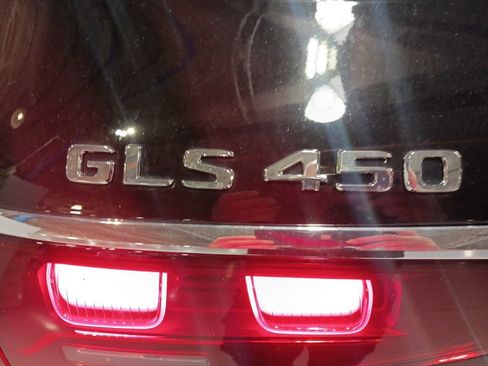 Used 2026 Mercedes-Benz GLS 450 4MATIC image 14