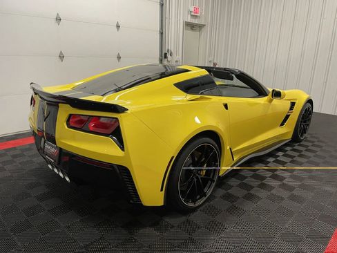 Used 2017 Chevrolet Corvette Grand Sport RWD image 3