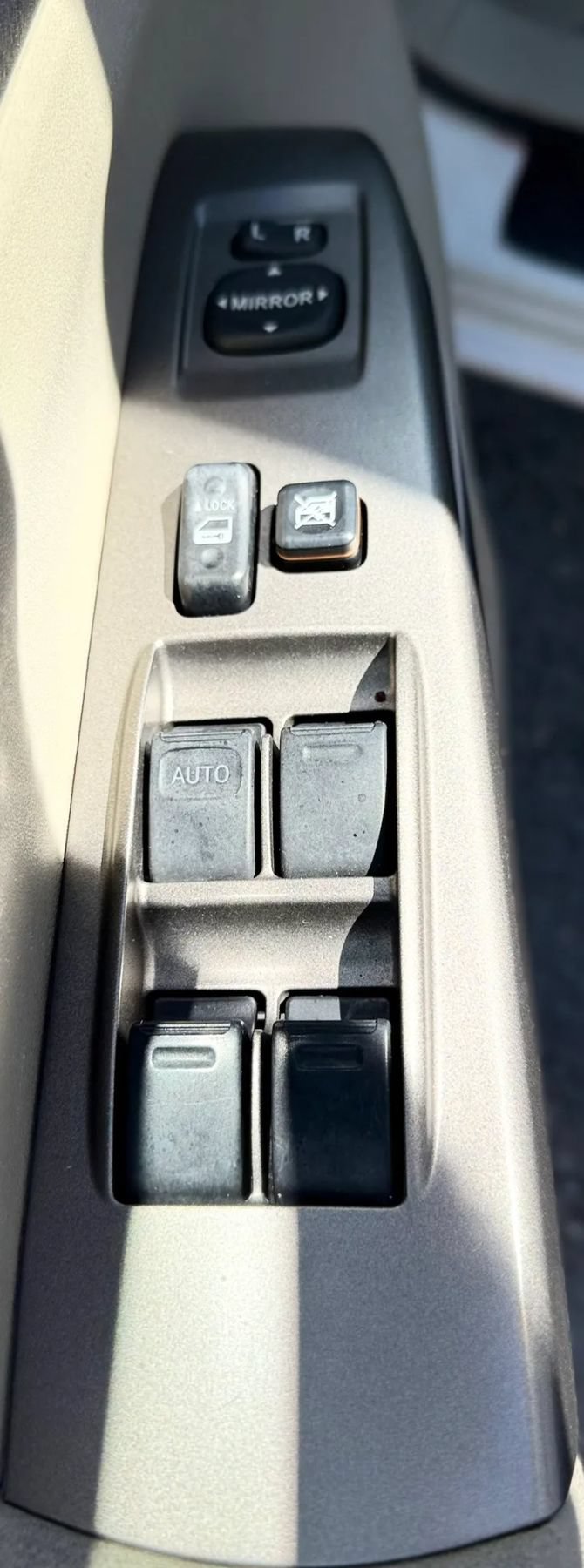 Used 2008 Toyota Prius FWD image 17