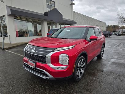 New 2025 Mitsubishi Outlander SE