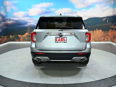 Used 2022 Ford Explorer Limited image 6