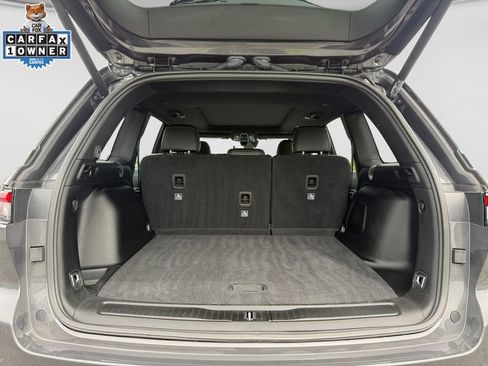Certified 2025 Jeep Grand Cherokee Limited AWD/4WD image 18