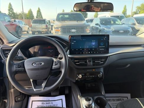 Used 2025 Ford Escape Active w/ Tech Pack #1 FWD image 10