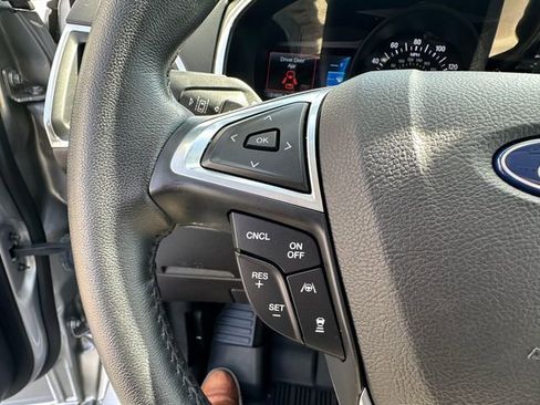 Used 2020 Ford Edge Titanium w/ Class II Trailer Tow Package AWD/4WD image 13