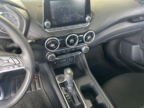 Used 2024 Nissan Sentra SV FWD image 5