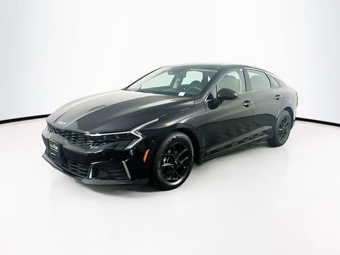 Used 2025 Kia K5 LXS FWD image 3