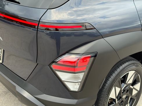 Used 2024 Hyundai Kona SEL FWD image 25