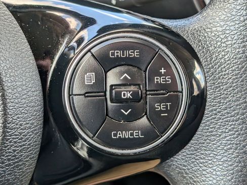 Used 2022 Kia Soul S image 24