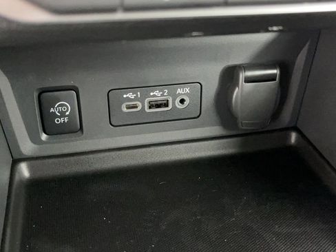 New 2025 Nissan Sentra SV image 19