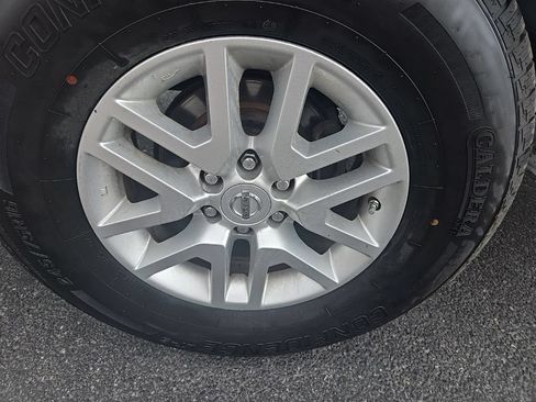 Used 2018 Nissan Frontier SV AWD/4WD image 35
