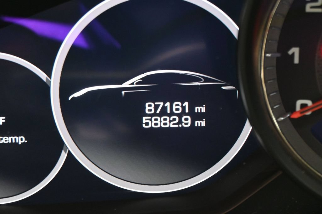 Used 2018 Porsche Panamera Turbo Executive AWD/4WD image 33