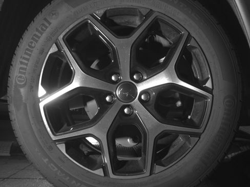 Used 2025 Jeep Compass Limited image 15