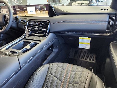 New 2025 Nissan Armada PRO-4X image 14