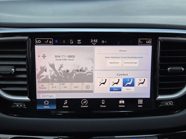 Certified 2023 Chrysler Pacifica Touring-L FWD image 16