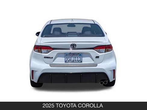 Used 2025 Toyota Corolla SE FWD image 9