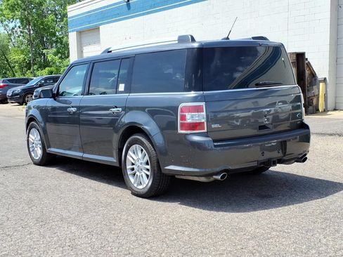 Used 2019 Ford Flex SEL w/ Equipment Group 202A AWD/4WD image 3