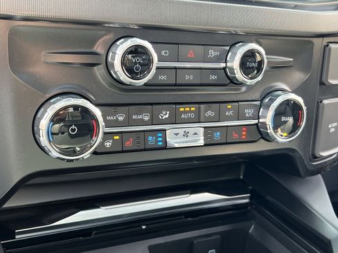 New 2026 Ford F450 Platinum image 21