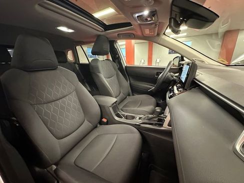 Certified 2024 Toyota Corolla Cross LE w/ Moonroof Package image 16