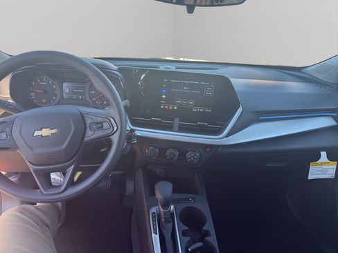 New 2026 Chevrolet Trax LS image 14