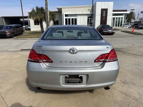 Used 2006 Toyota Avalon image 7