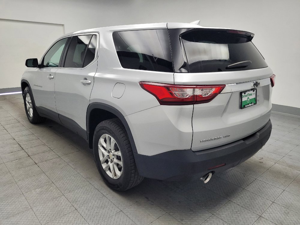 Used 2020 Chevrolet Traverse LS w/ LPO, Blackout Package AWD/4WD image 5