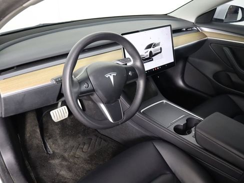 Used 2023 Tesla Model 3 Performance image 24