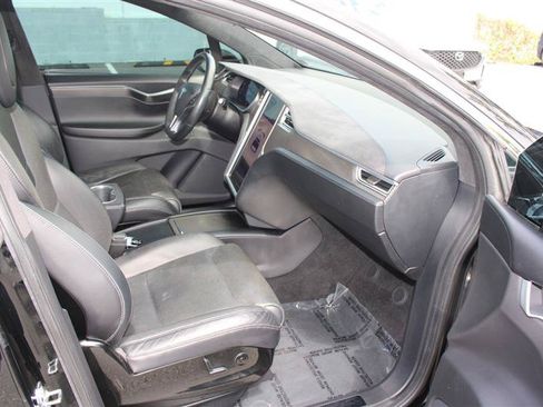 Used 2016 Tesla Model X AWD/4WD image 9