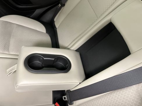 Certified 2018 Buick Encore Preferred FWD image 12