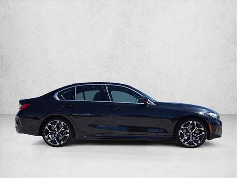 Used 2026 BMW 330i xDrive Sedan AWD/4WD image 4