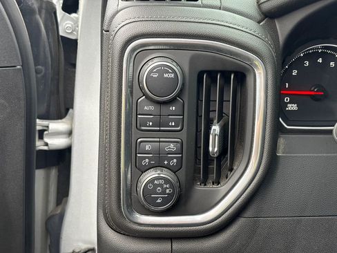 Used 2021 Chevrolet Silverado 1500 LTZ image 21